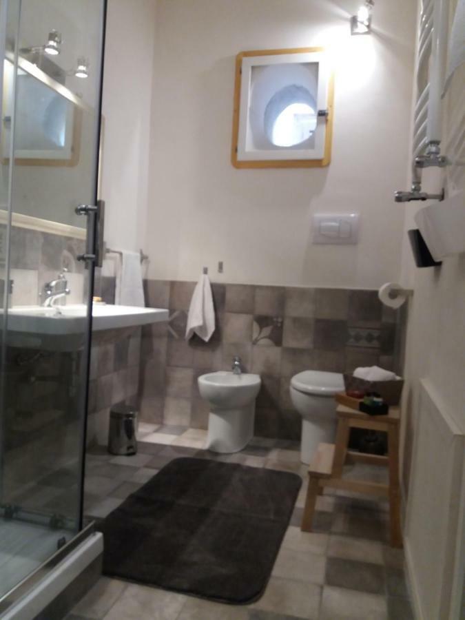La Stanza Del Vicolo Apartment ปาแลร์โม ภายนอก รูปภาพ