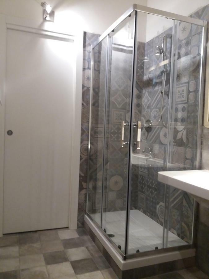 La Stanza Del Vicolo Apartment ปาแลร์โม ภายนอก รูปภาพ
