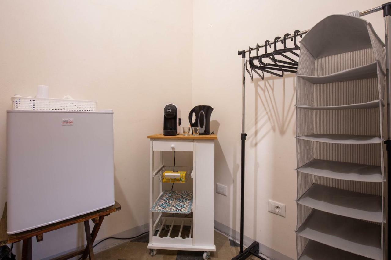 La Stanza Del Vicolo Apartment ปาแลร์โม ภายนอก รูปภาพ
